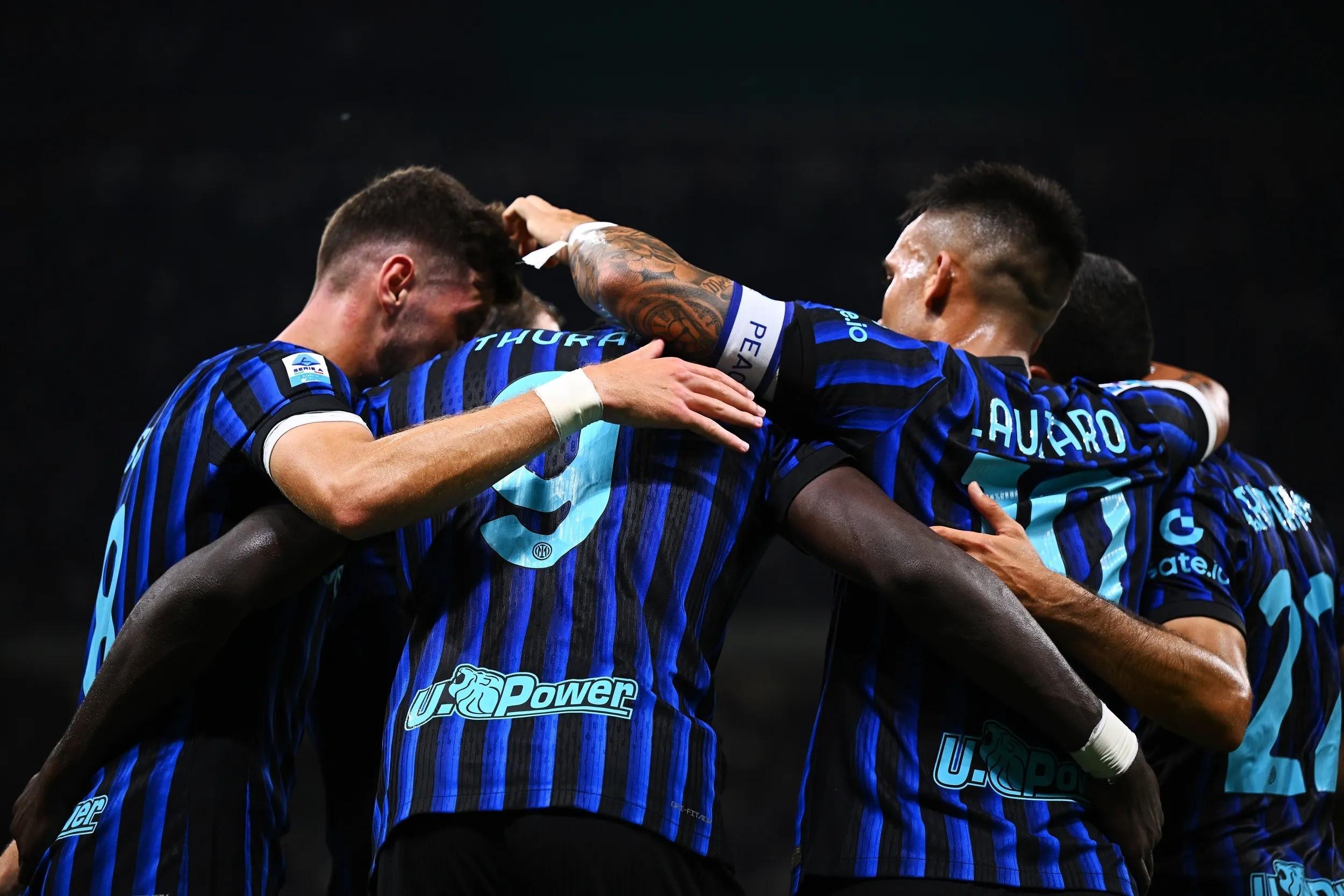 国米欧冠大名单：劳塔罗领衔，阿坎吉、恰尔汗奥卢在列